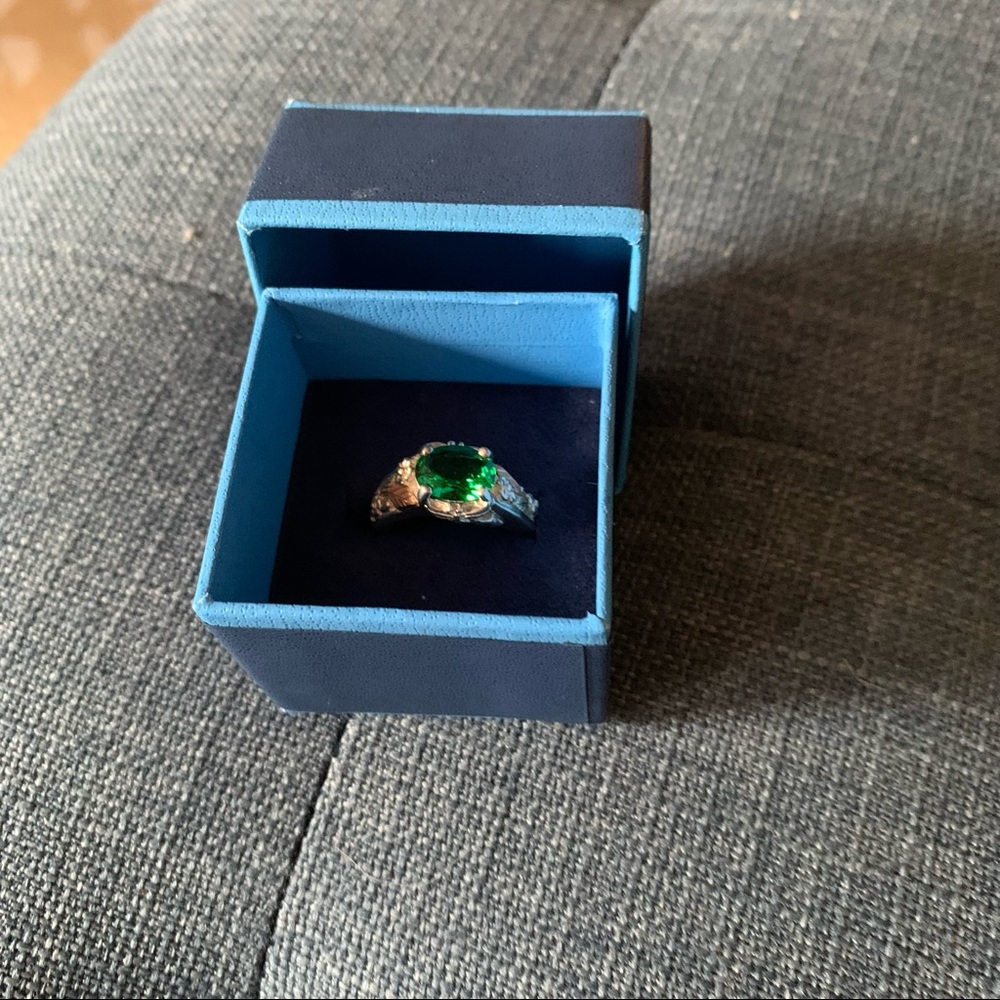 August Birthstone size 8